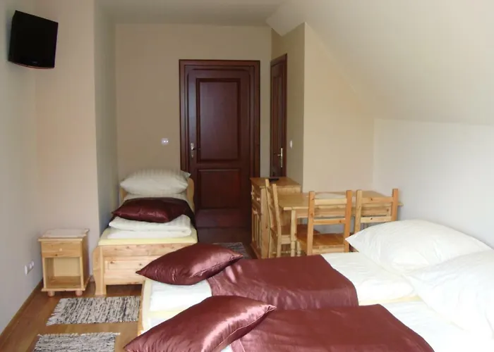 Alloggio in famiglia Jedrus - Nocujac U Nas Otrzymasz 20 Procent Znizki Na Termy Goracy Potok I *